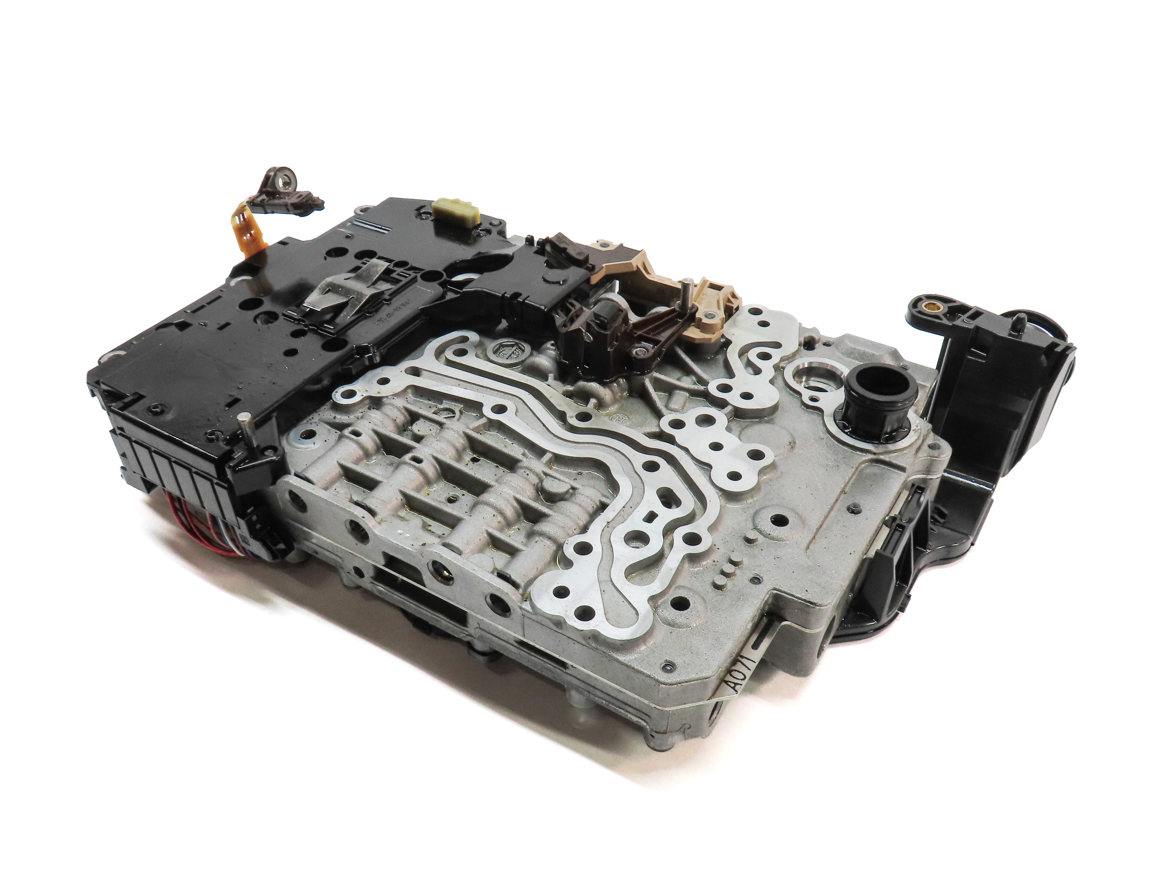 2013-2017 AUDI A4 A5 (B8 8K 8T) QUATTRO 2.0L 8 SPEED TRANSMISSION VALVE BODY — exact item pictured